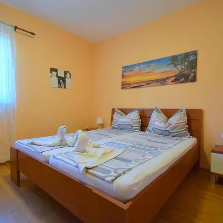 Apartment In Omisalj/insel Krk 13339 *