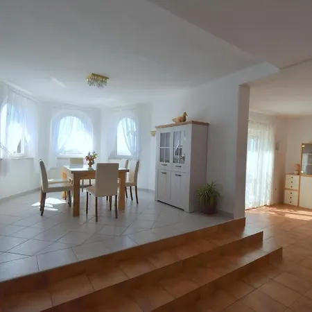 In Omisalj/insel Krk 13339 Apartment *