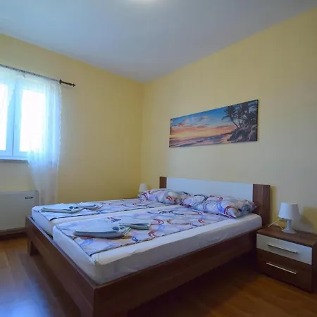 Apartment In Omisalj/insel Krk 13339 Omisalj